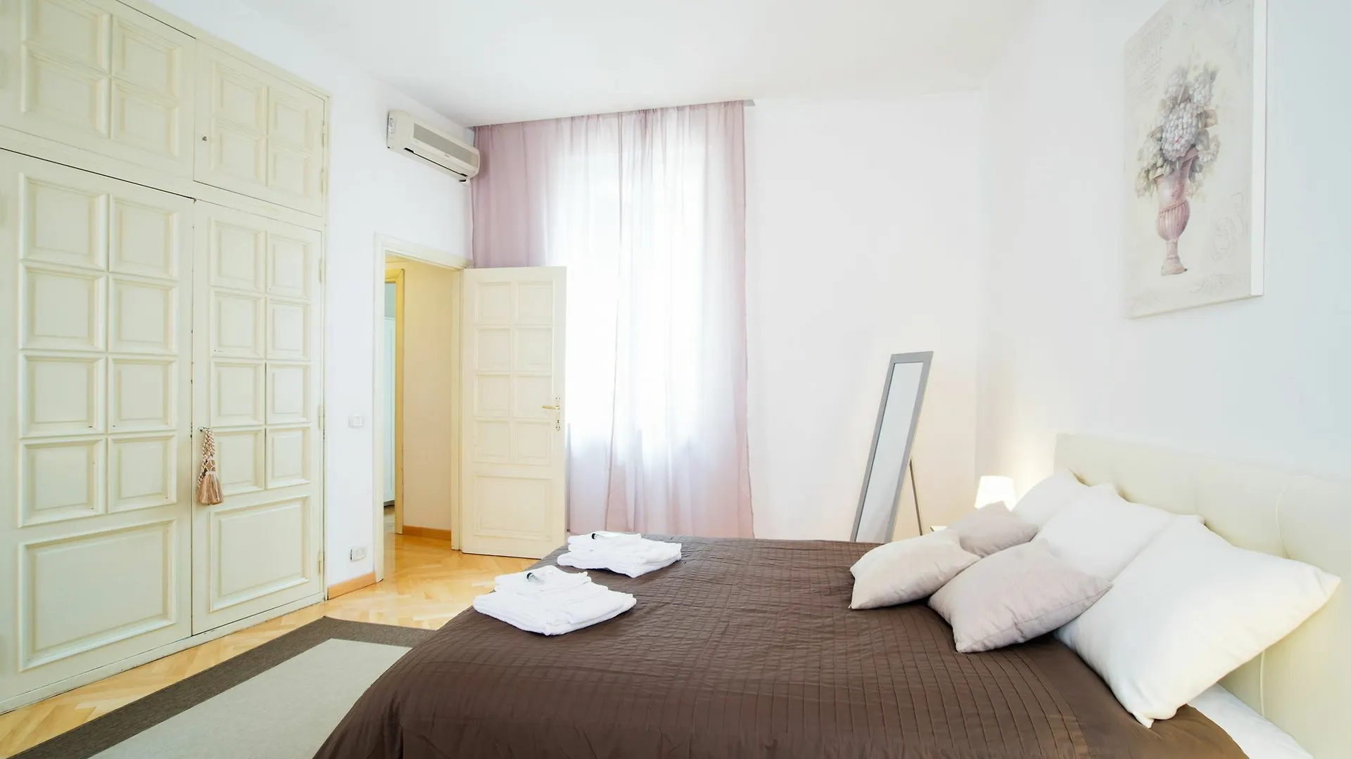 Monti Colosseum Accommodation Róma 0*,