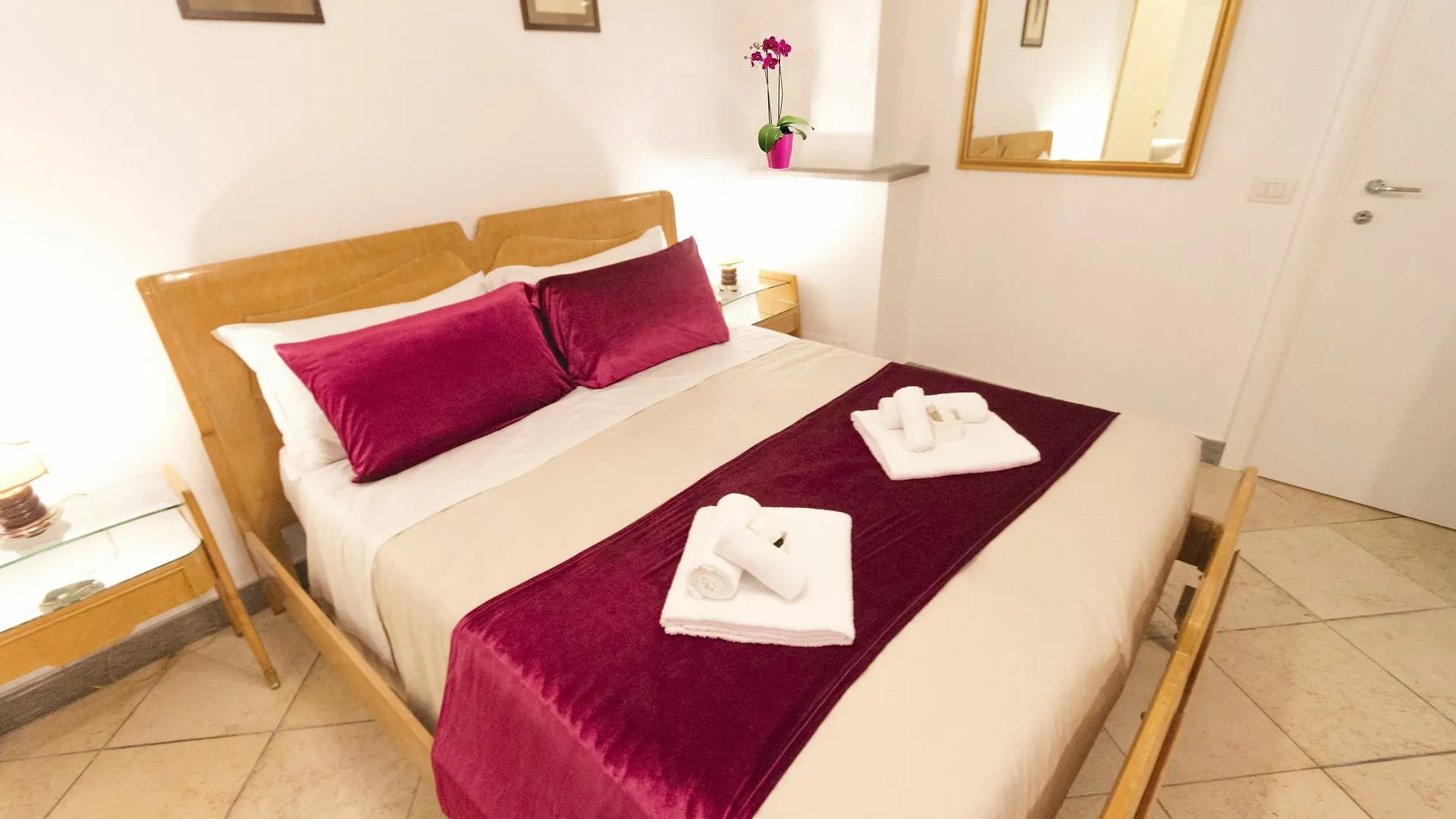 Apartment Monti Colosseum Accommodation Rome