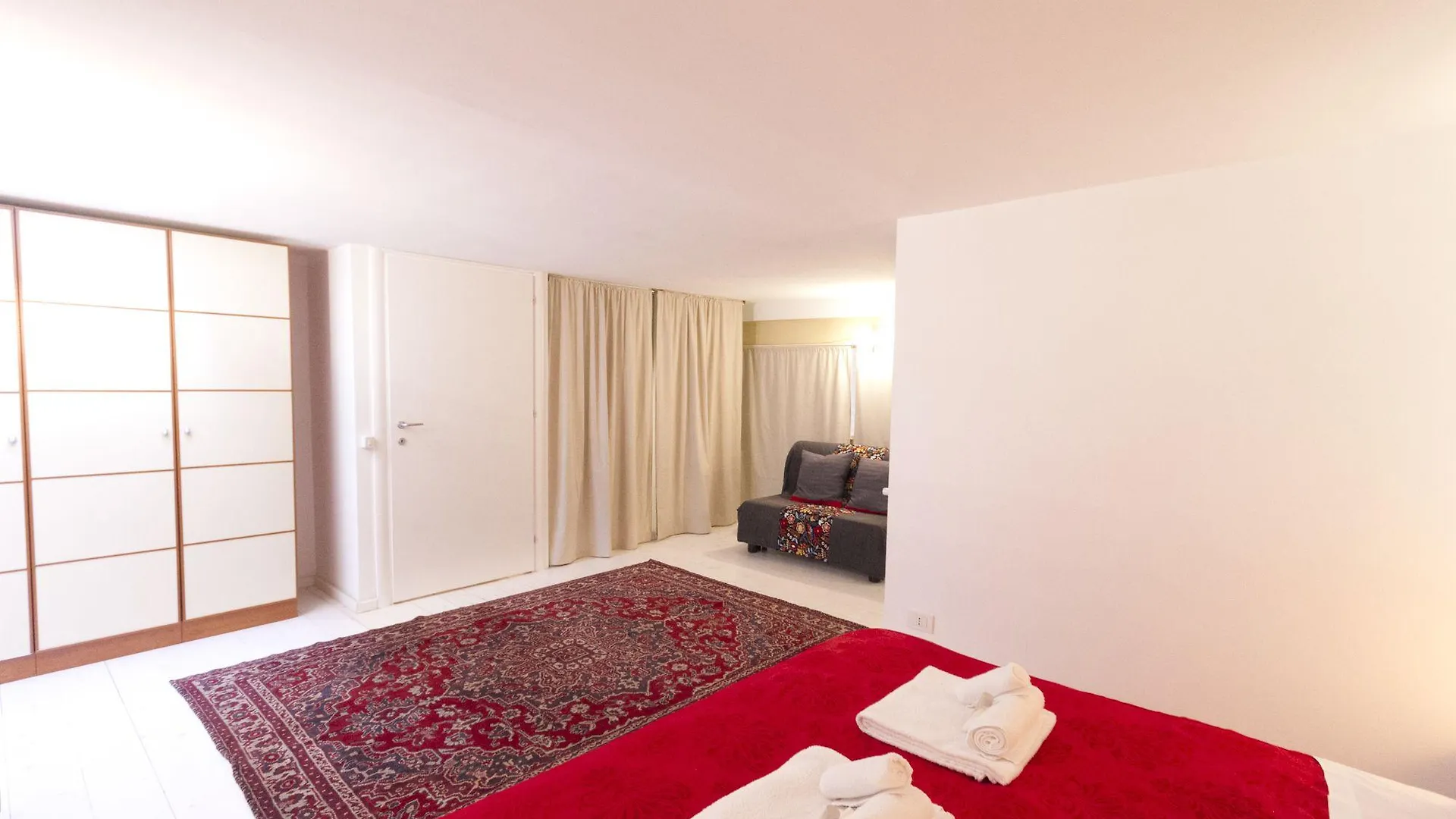 Apartment Monti Colosseum Accommodation Rome