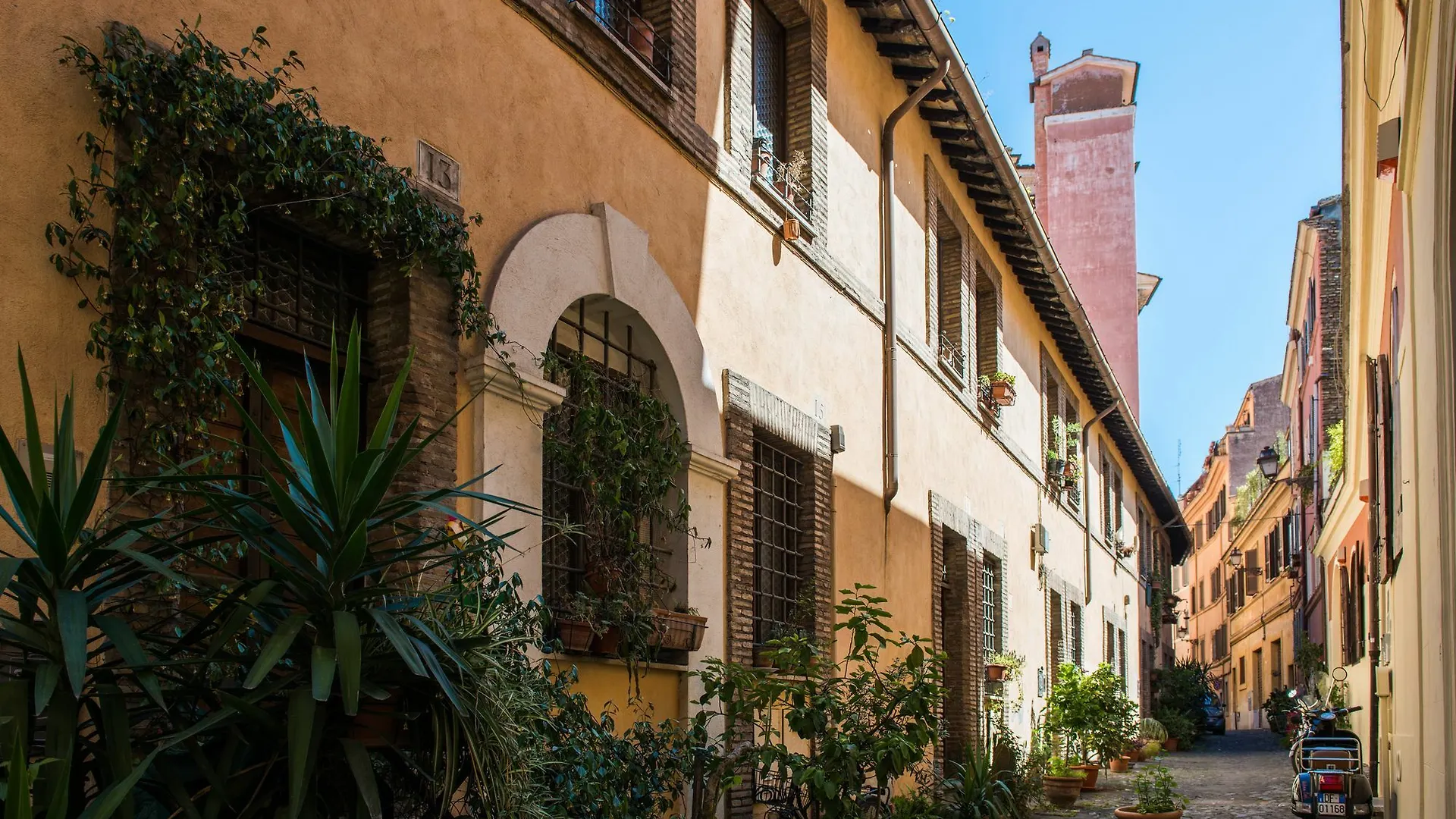 Apartment Monti Colosseum Accommodation Rome