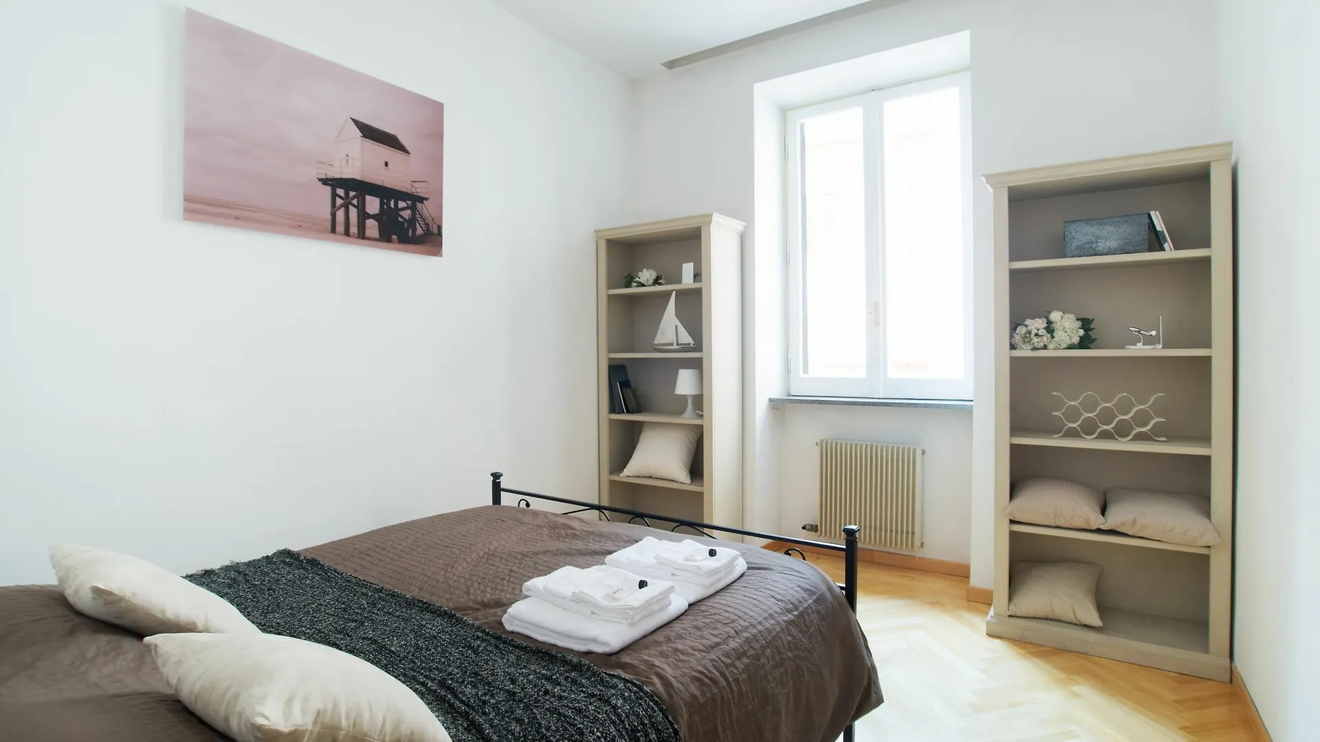 Apartment Monti Colosseum Accommodation Rome