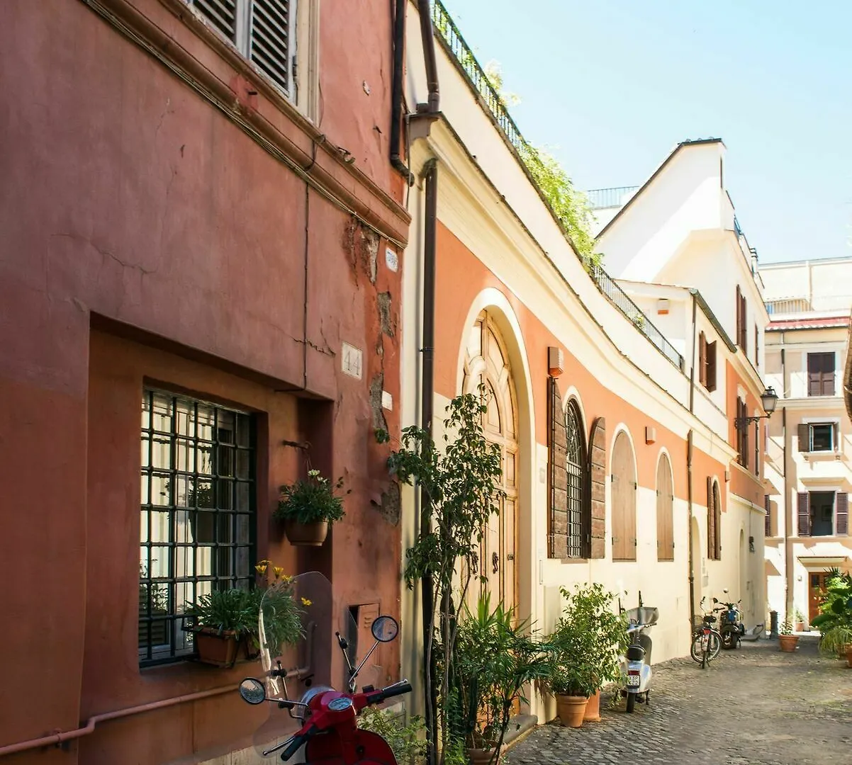 Monti Colosseum Accommodation Rome 0*,  Italy