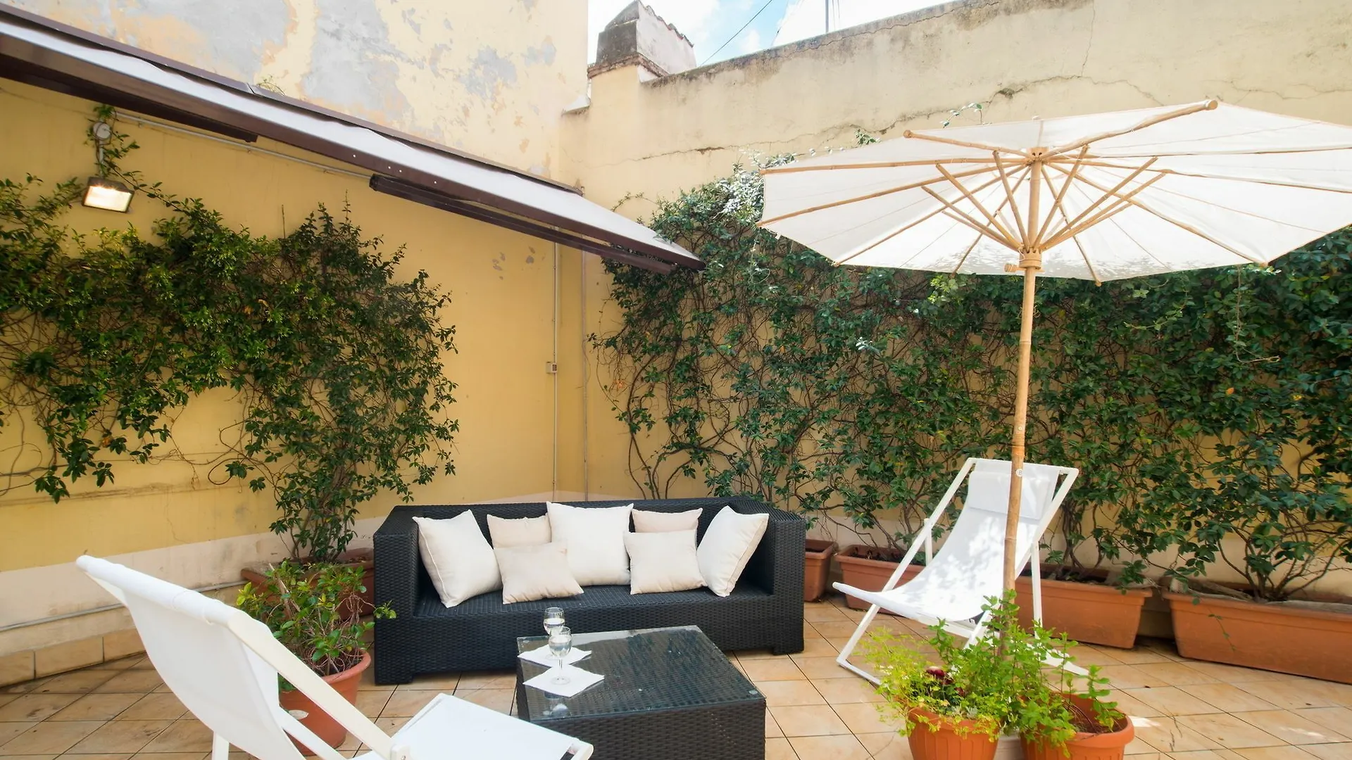 Apartment Monti Colosseum Accommodation Rome