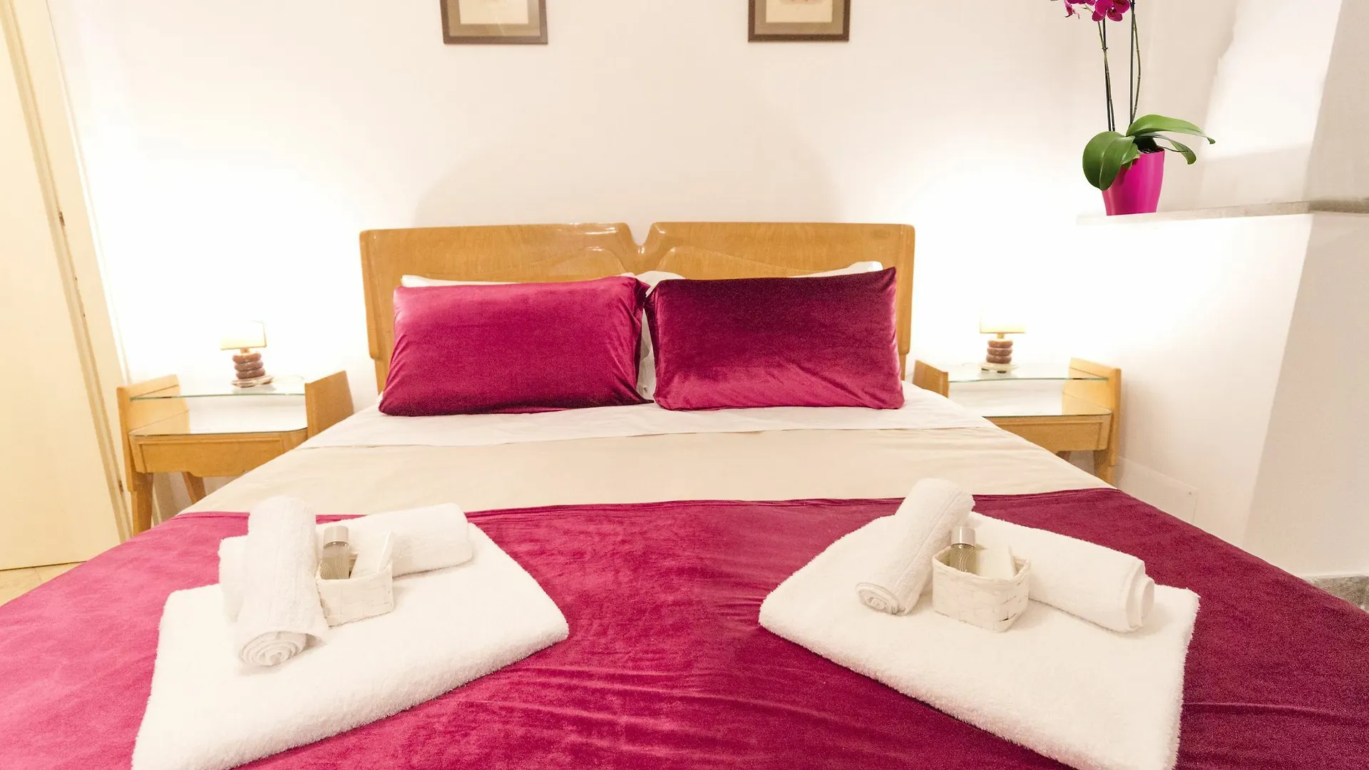 Monti Colosseum Accommodation Rome Apartment